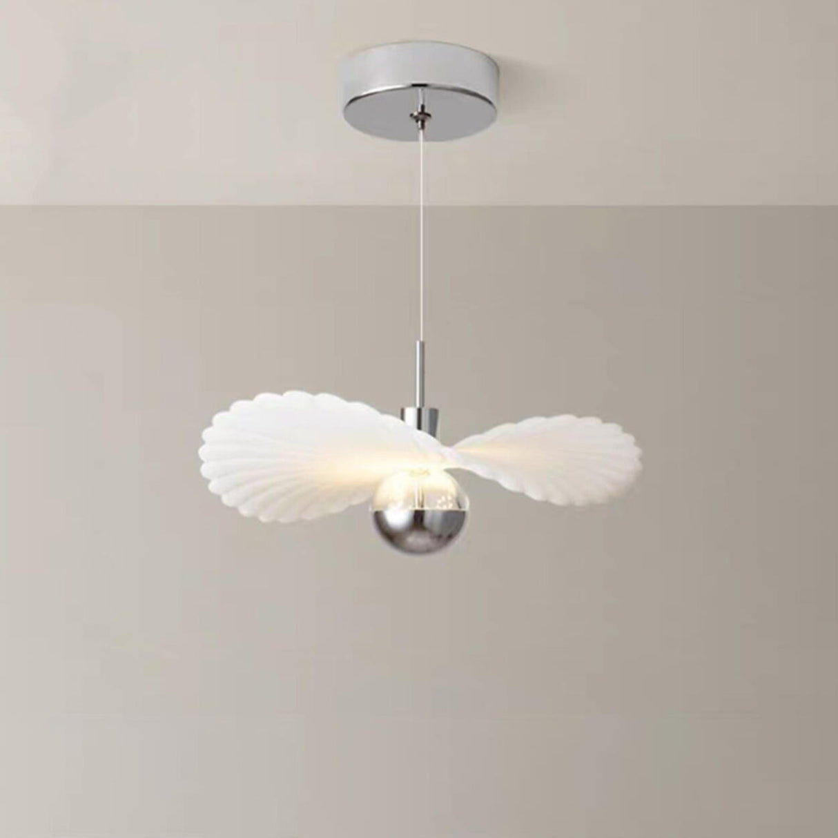 Modern White Shell Pendant Light Adjustable Height Image - 3