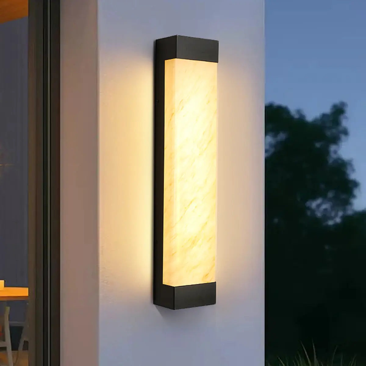 Modish Rectangle Outdoor Wall Light Black Warm Light Image - 1