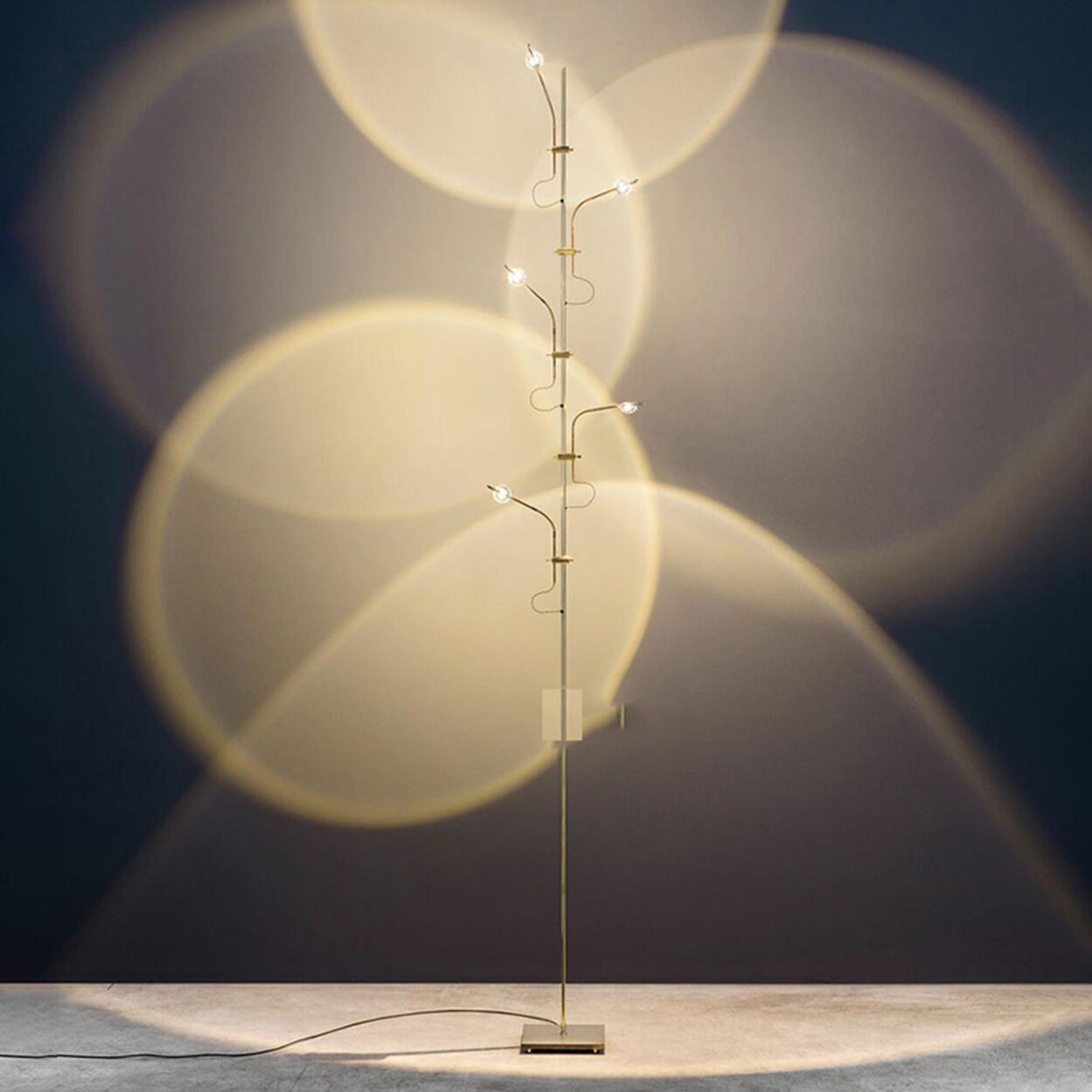 Multi-Light Adjustable Modern Gold Branch Floor Lamp Image - 13