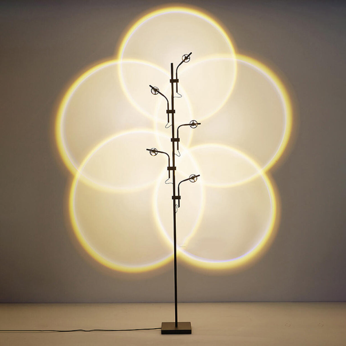 Multi-Light Adjustable Modern Gold Branch Floor Lamp Image - 14