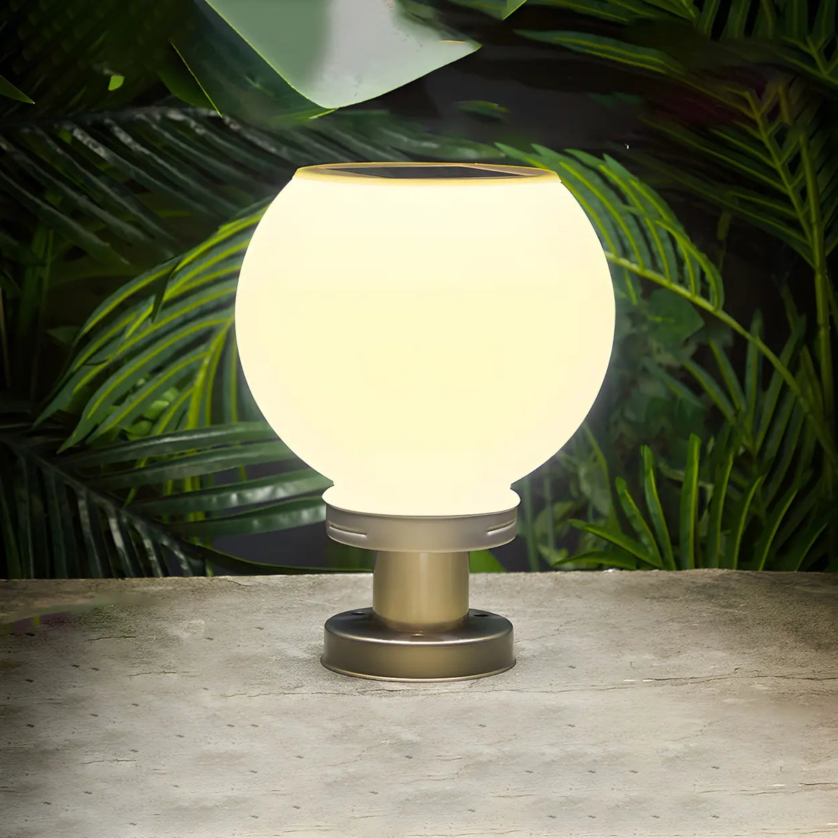 Nordic Metal Ball Shape Solar Pillar Outdoor Table Lamp Image - 4