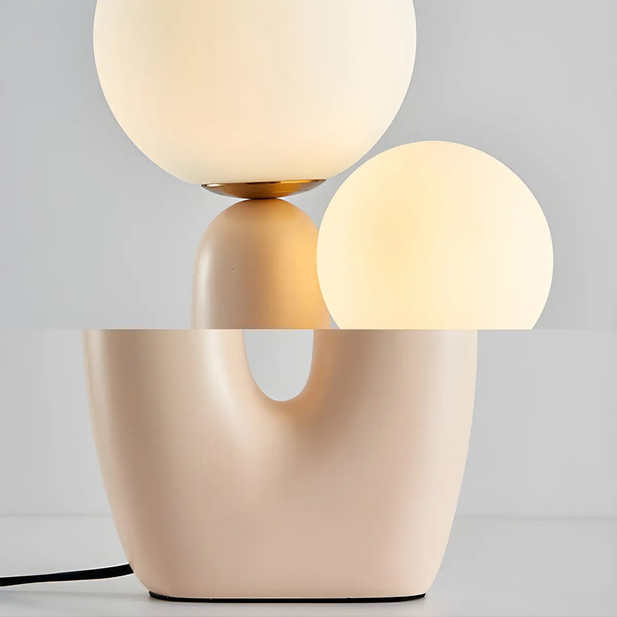 Nordic Resin U-Shaped Pink Double Globe Table Lamp Image - 9