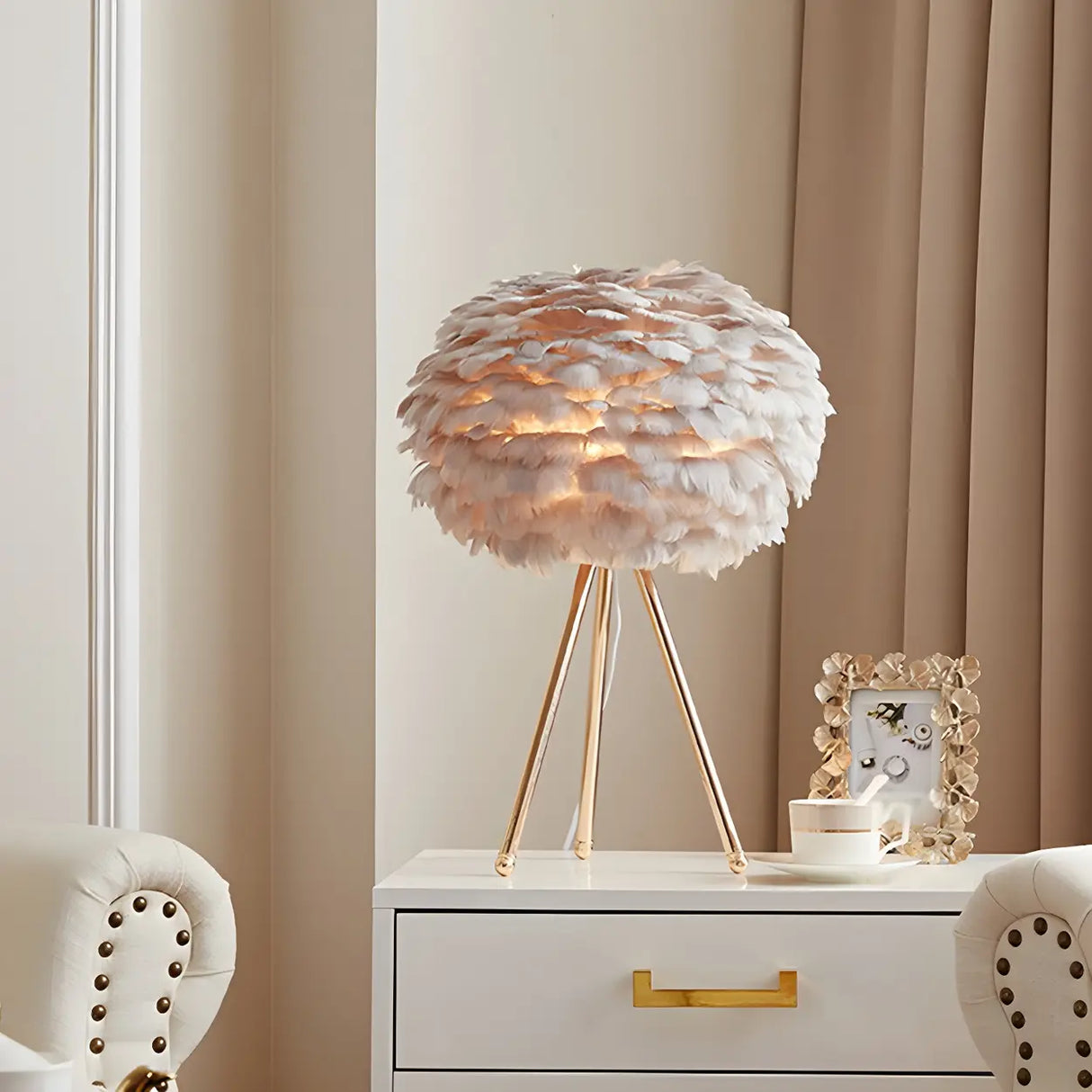 Nordic Romantic Feather Sphere Metal Tripod Table Lamp Image - 5