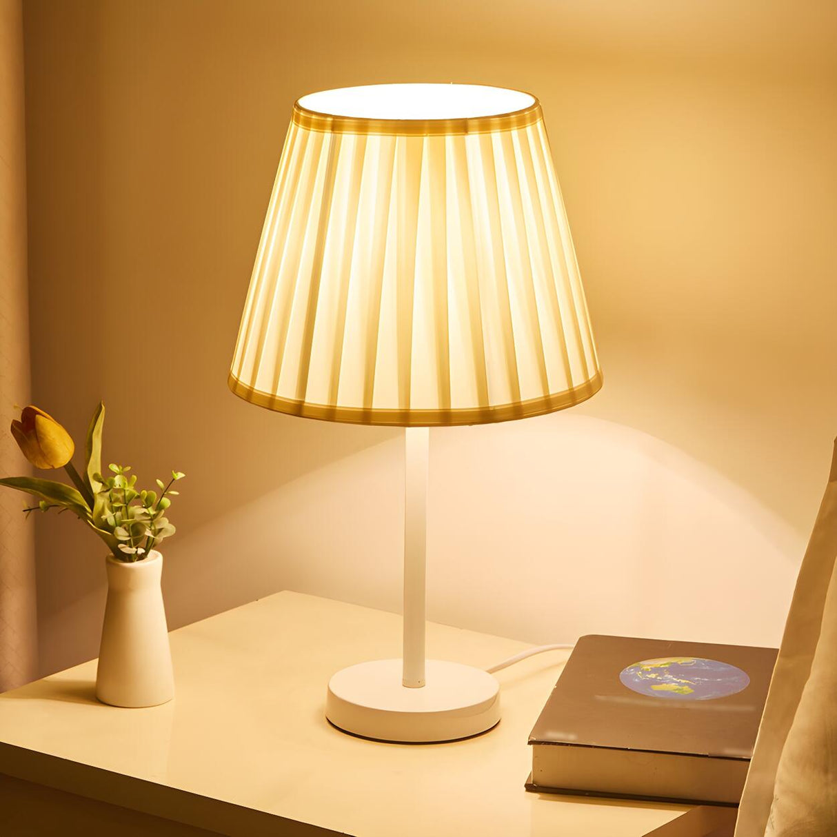 Nordic Simple Fabric Shade Bedroom Iron Table Lamp Image - 1