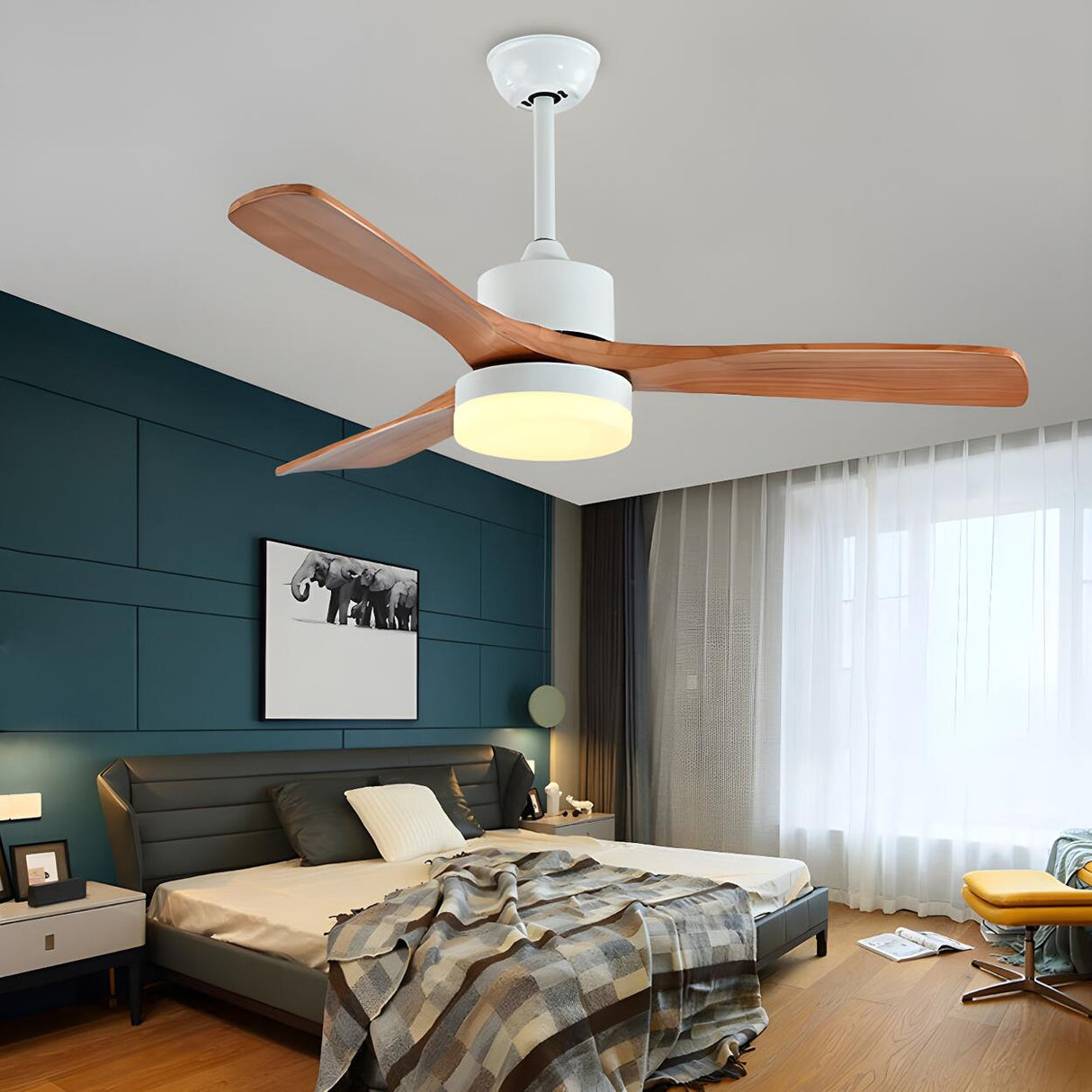 Nordic Simple Solid Wood 3-Blade Ceiling Fan with Light Image - 2