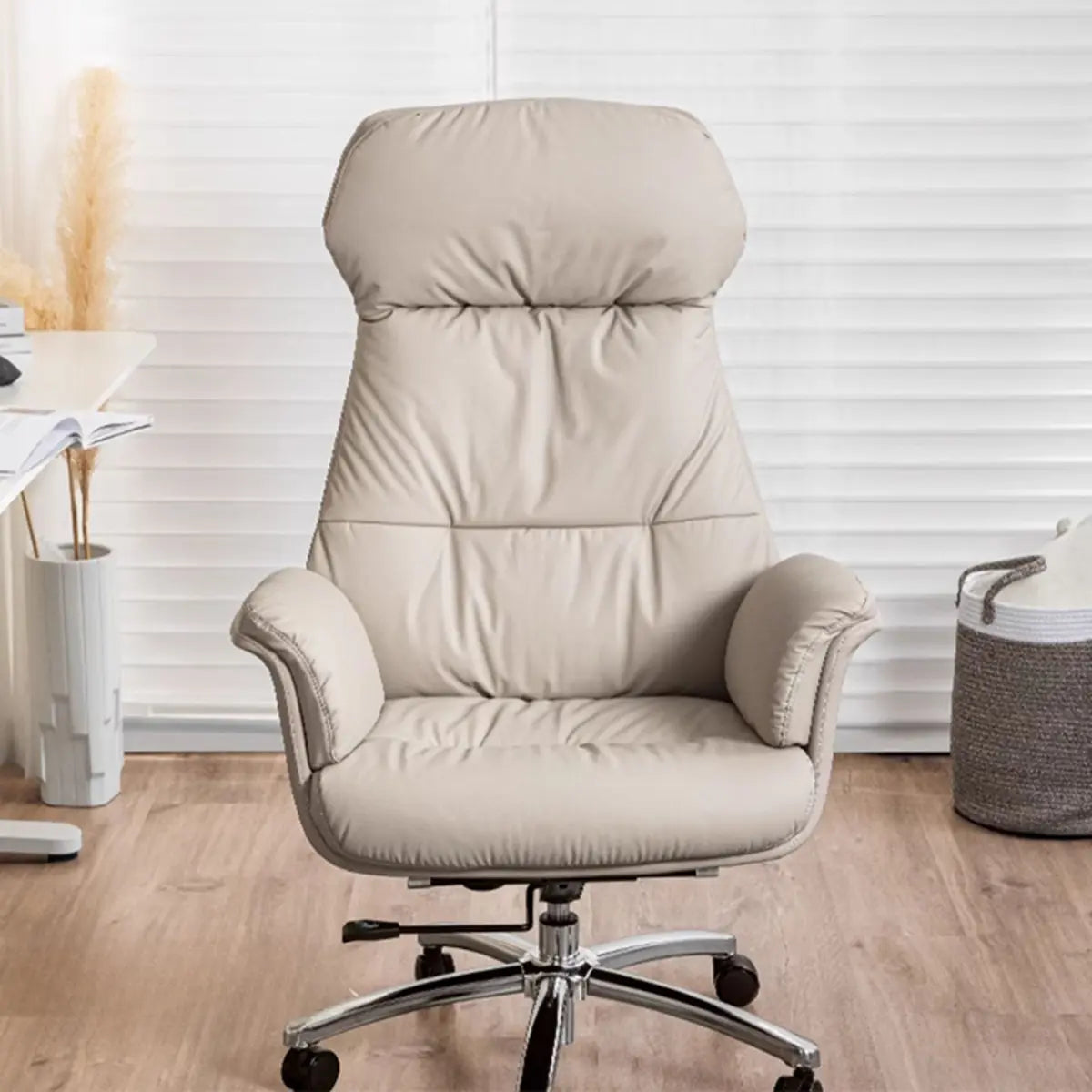 Off-White Modern High-Back Leather Swivel Office Chair Image - 4