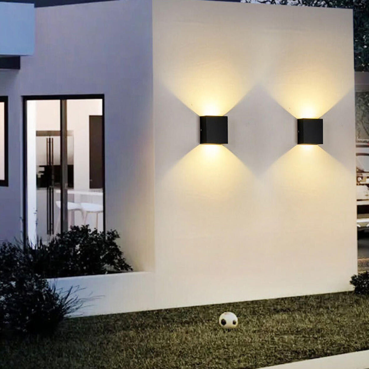 Outdoor Black Cube Up Down Lighting LED Wall Sconce Image - 4