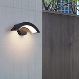 Outdoor Black Curved Arch Waterproof Wall Sconce Image - 4