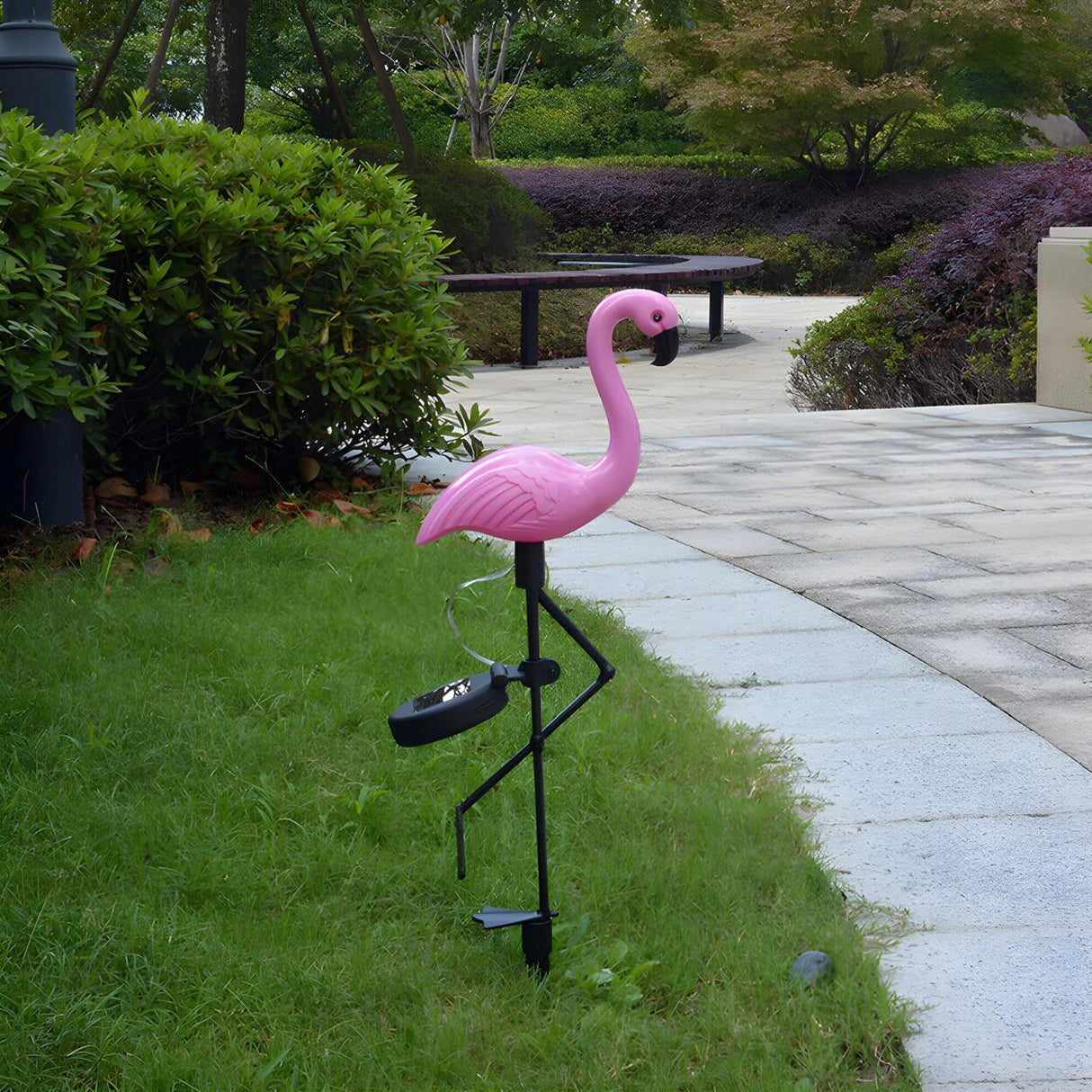 Pink Flamingo Shape LED Garden Landscape Lighting Image - 3