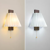 Pleated Wood LED Metal Wall Sconce with Pull Chain Image - 9