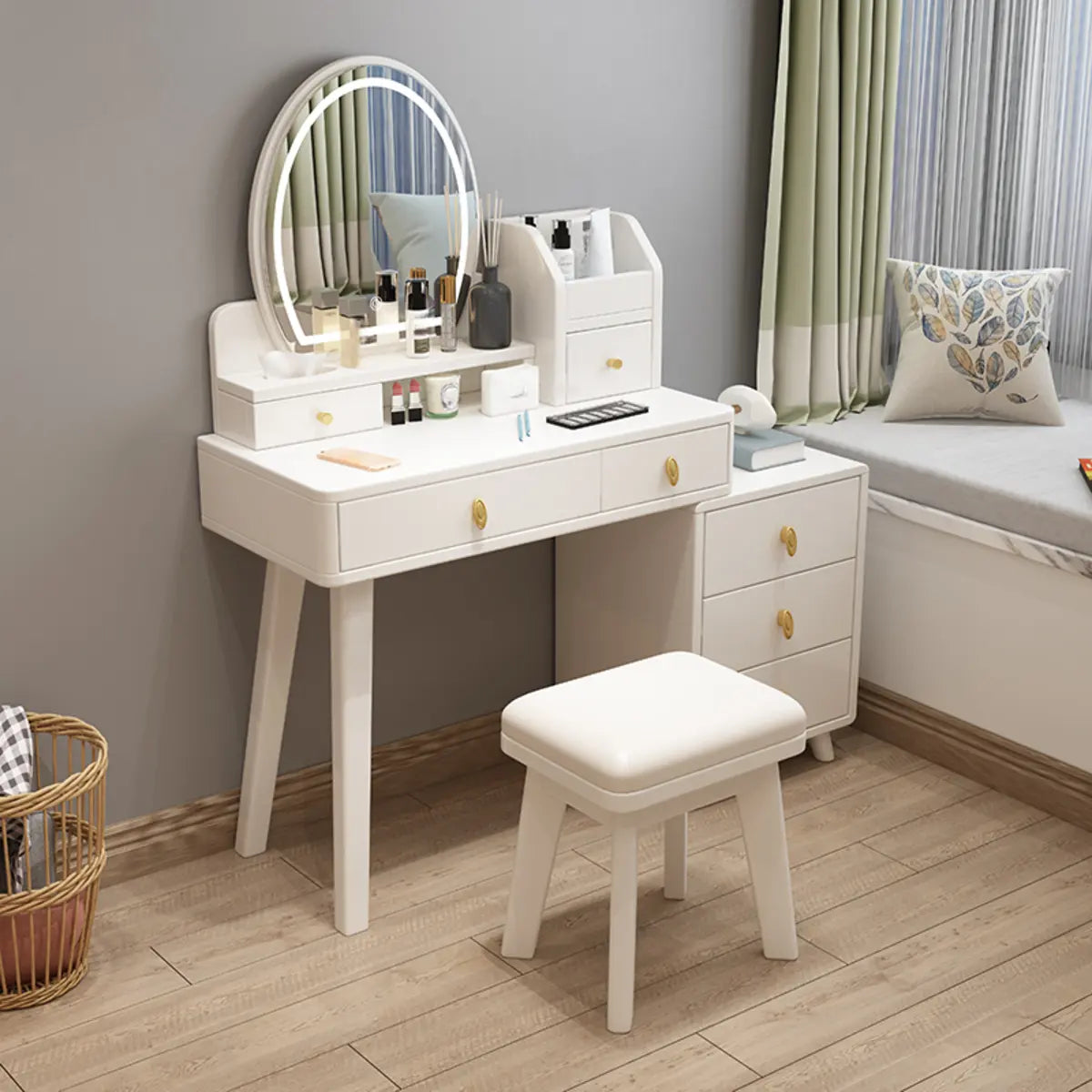 Rectangular White Wood Bedroom Vanity with Mirror Image - 8