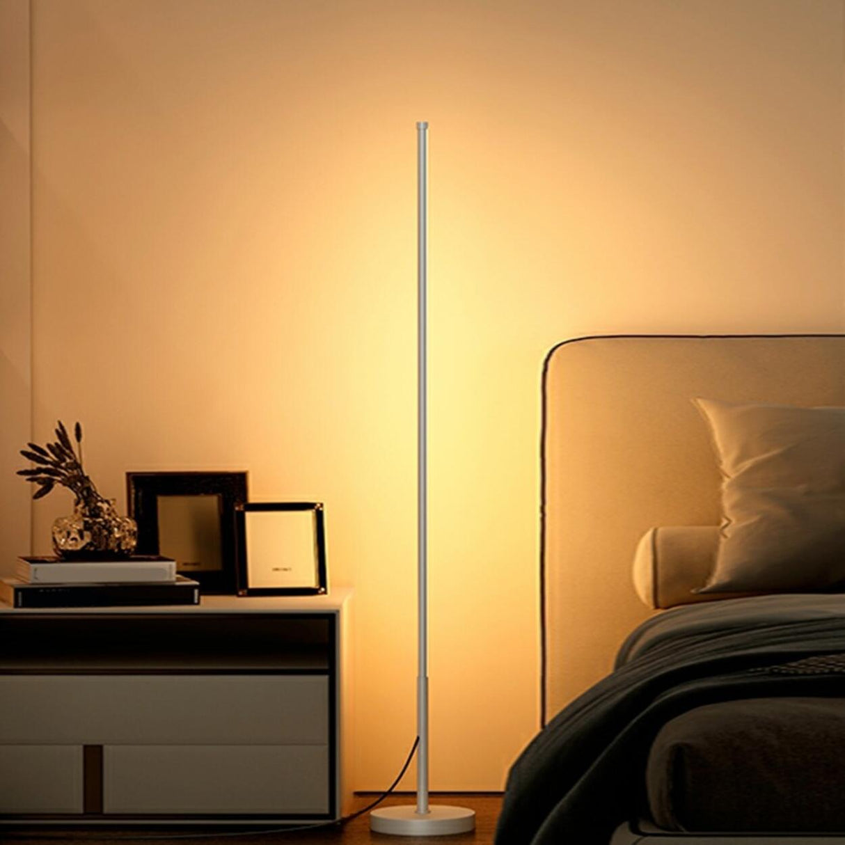 Remote Control Minimalist Linear LED Floor Lamp Image - 14