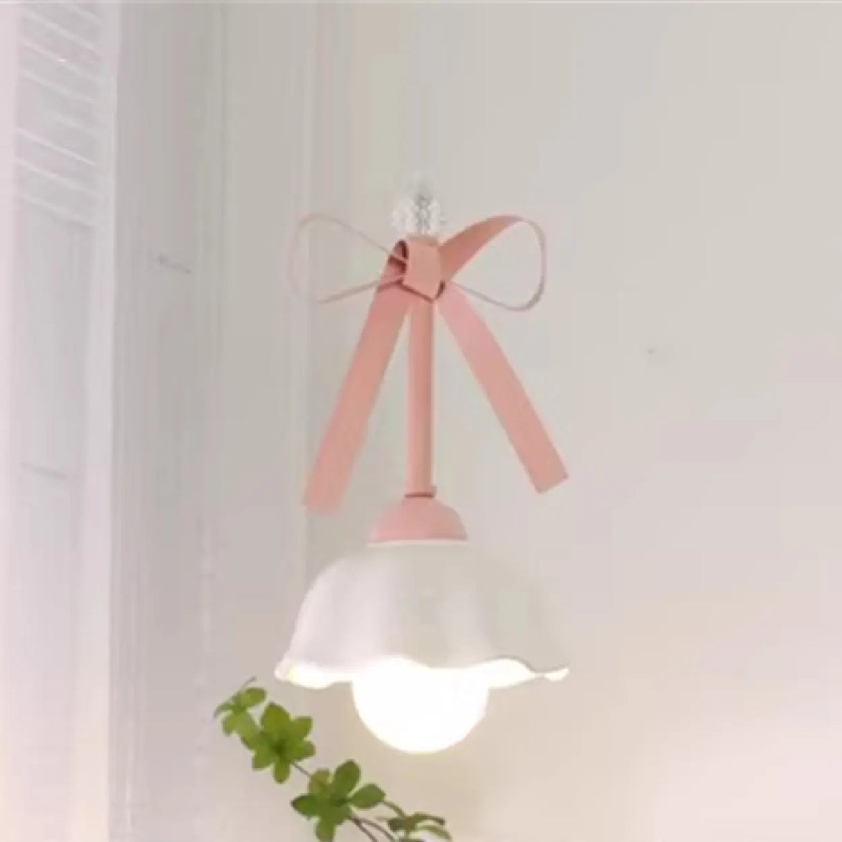 Romantic Bedroom Pink Bow Ceramics Floral Pendant Light Image - 2