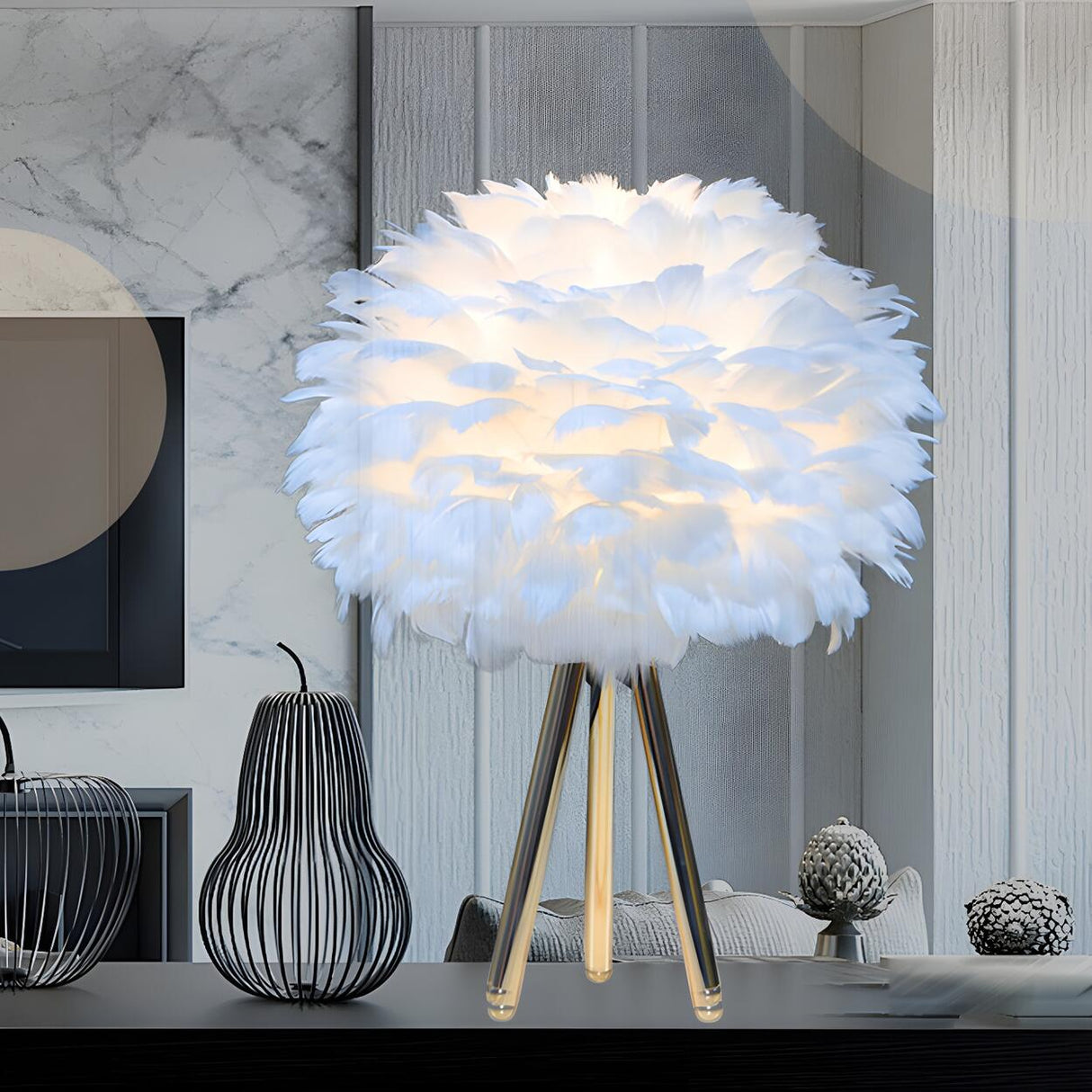 Romantic Feather Shade Creative Tripod Base Table Lamp Image - 4