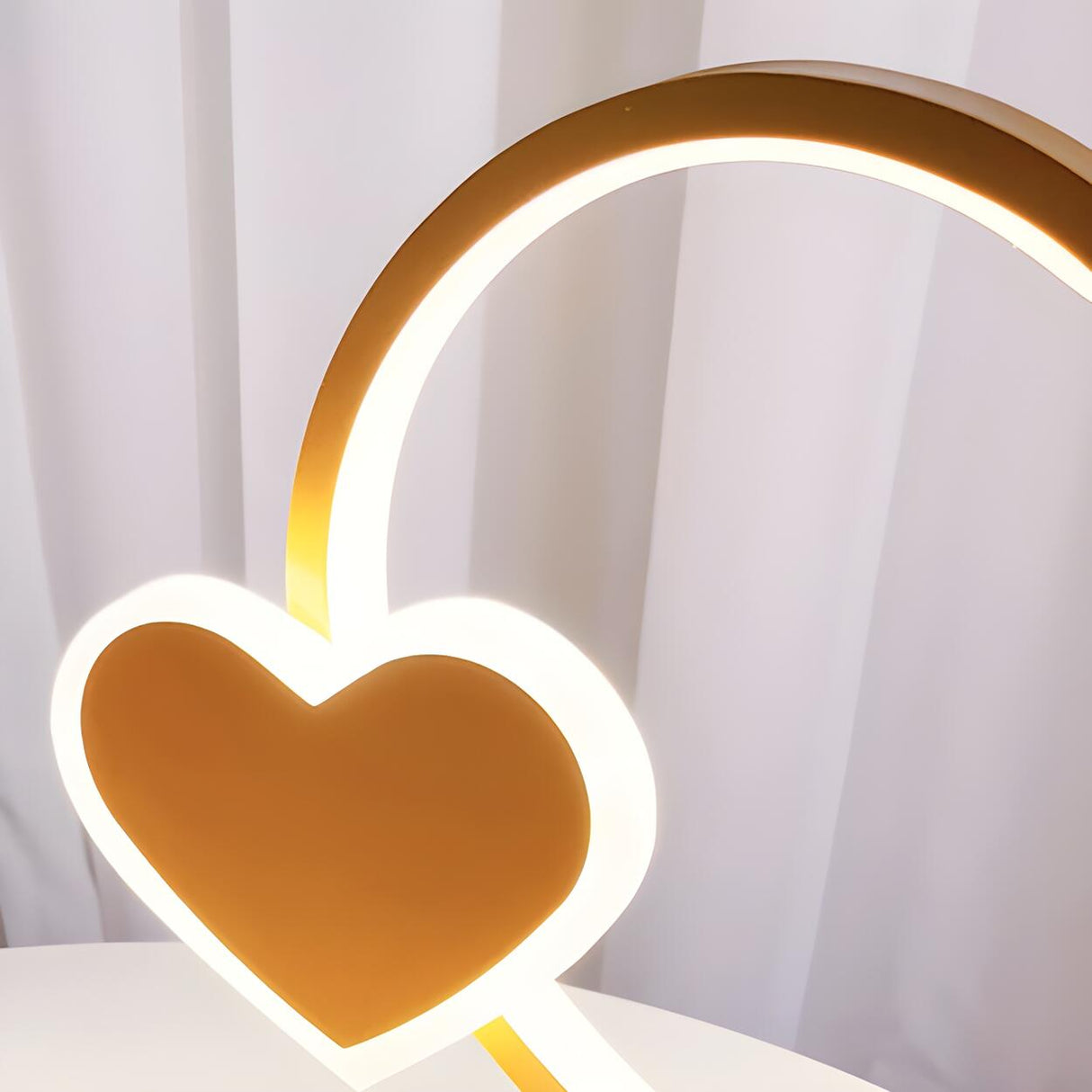 Romantic Heart Shape Modern Metal Bedroom Table Lamp Image - 9