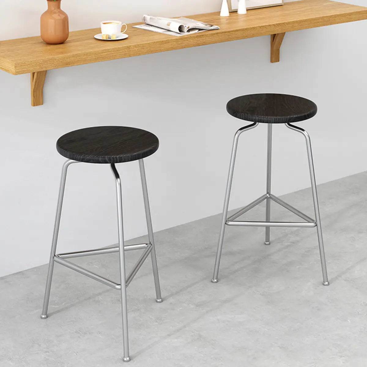 Round Tripod Metal Backless Counter Bar Stools Black Image - 4