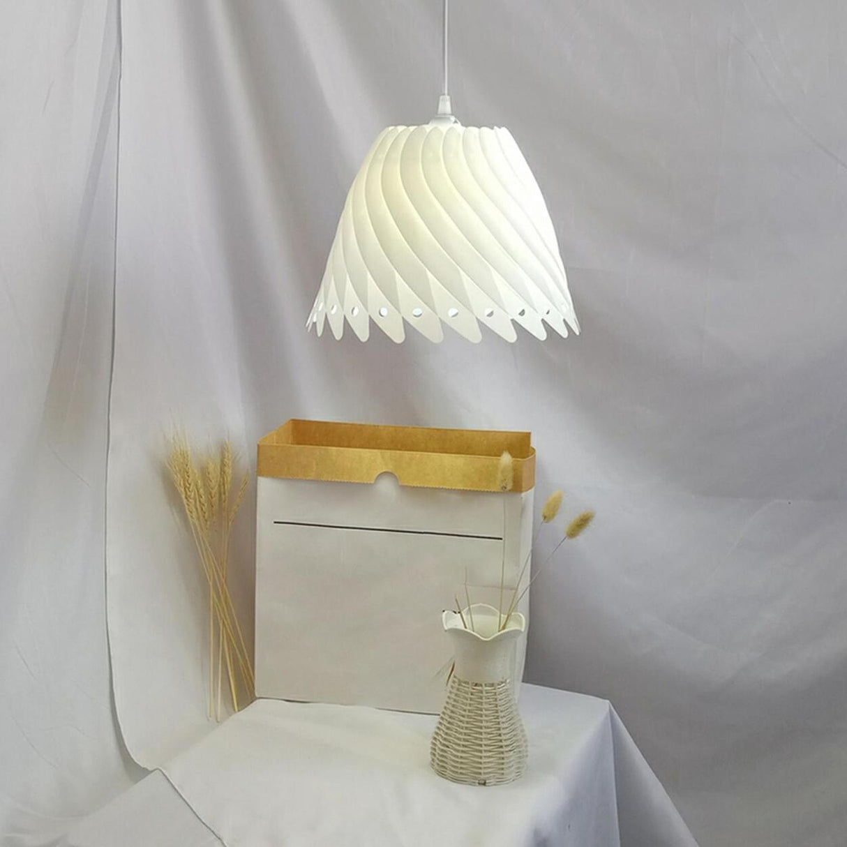 Sculptural Dining Room White Resin Swirl Pendant Light Image - 4