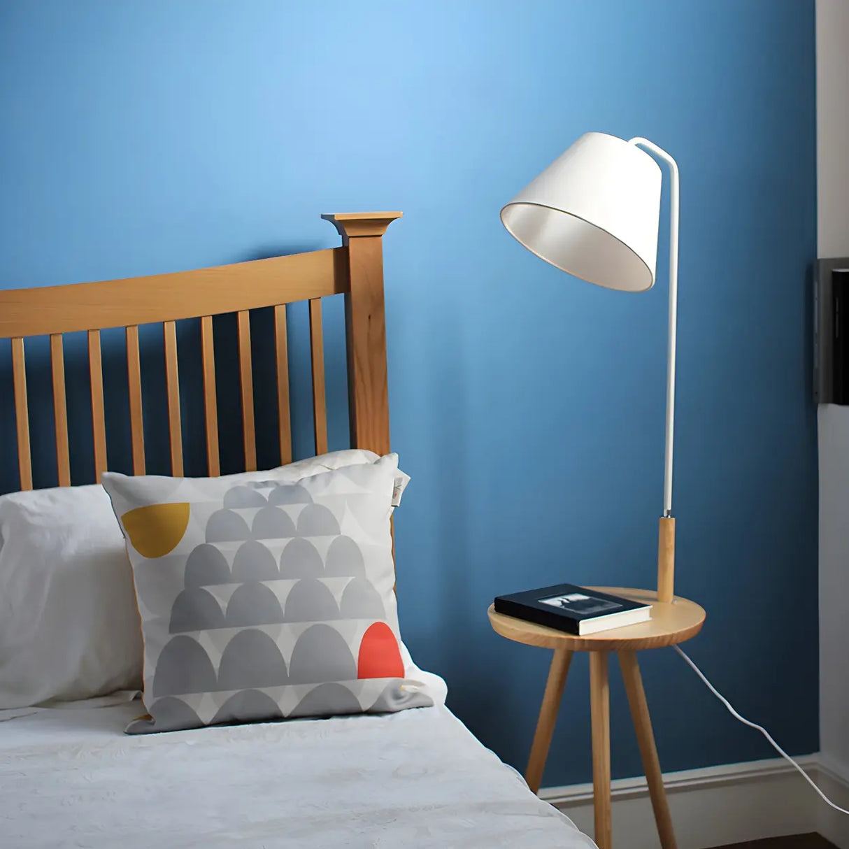 Simple Barrel Wooden Base Floor Lamp with Side Table Image - 9