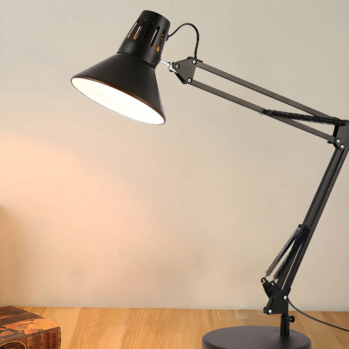 Simple Black Adjustable Metal Arm Study Table Lamp Image - 4