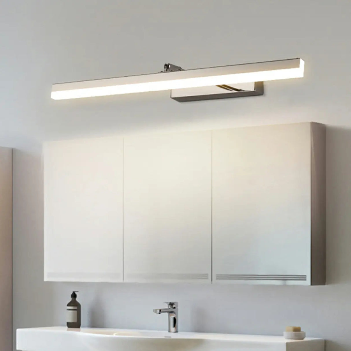 Simple Black Rectangular LED Bathroom Vanity Light Image - 3