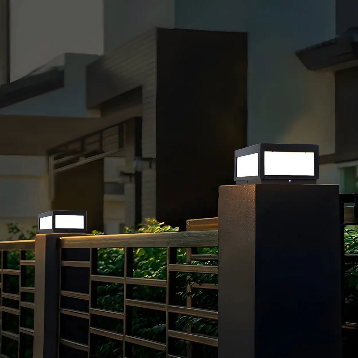 Simple Black Square Solar Outdoor Garden Post Light Image - 4