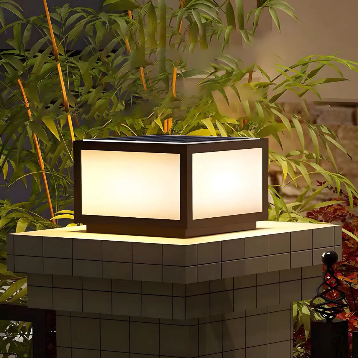 Simple Classic Solar Cube Outdoor Table Lamp Black Image - 1