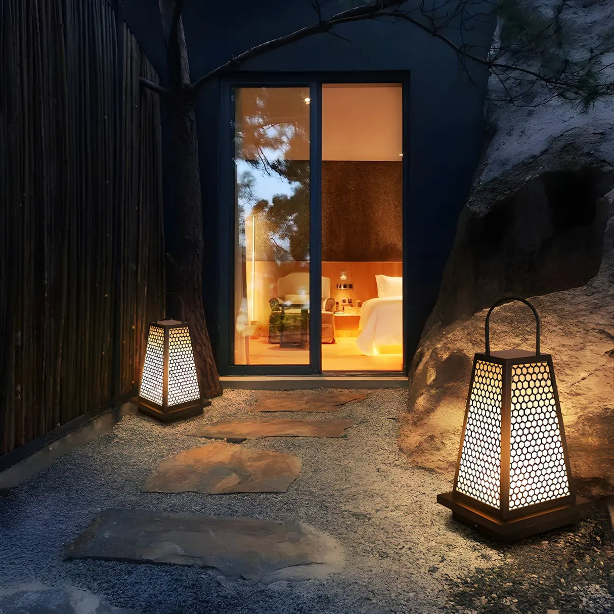 Simple Geometric Lantern Metal LED Outdoor Path Lamp Image - 10