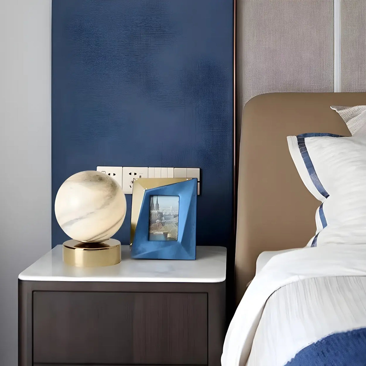 Simple Glamorous Globe Metal Base Bedside Table Lamp Image - 1