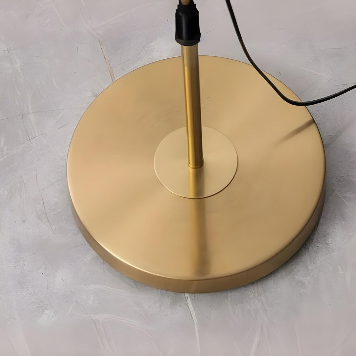 Simple Modern Drum Shade Gold and Black Floor Lamp Image - 7