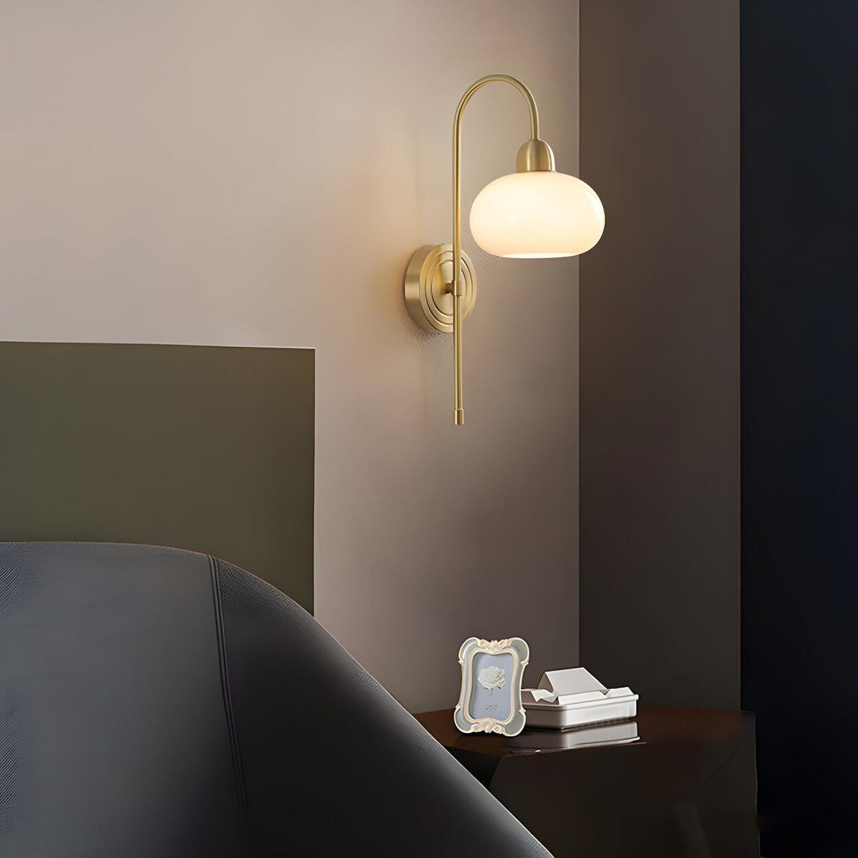 Simple Modern Globe Glass Gold Bedroom Wall Sconce Image - 12