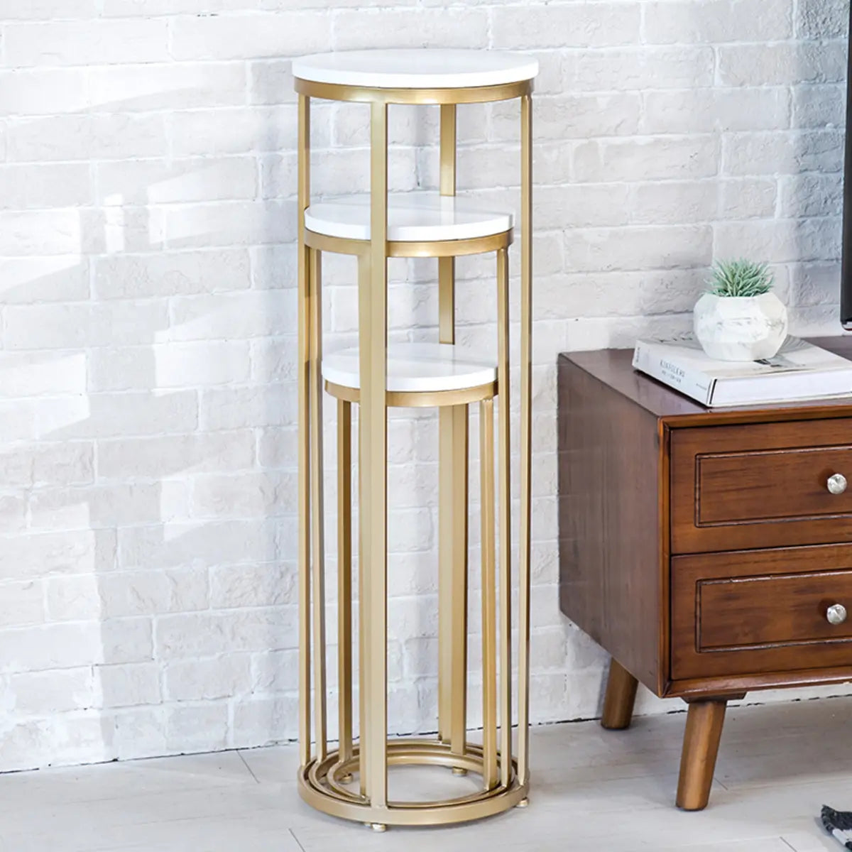 Simple Round Gold Marble Base Metal Nesting Plant Stand Image - 4