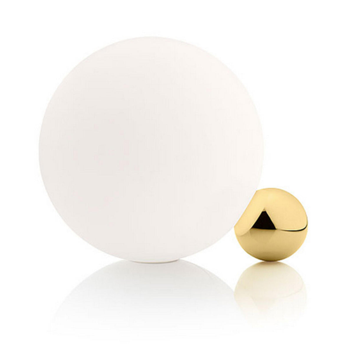 Simple Stylish Glass Ball Gold Decor Moon Table Lamp Image - 6