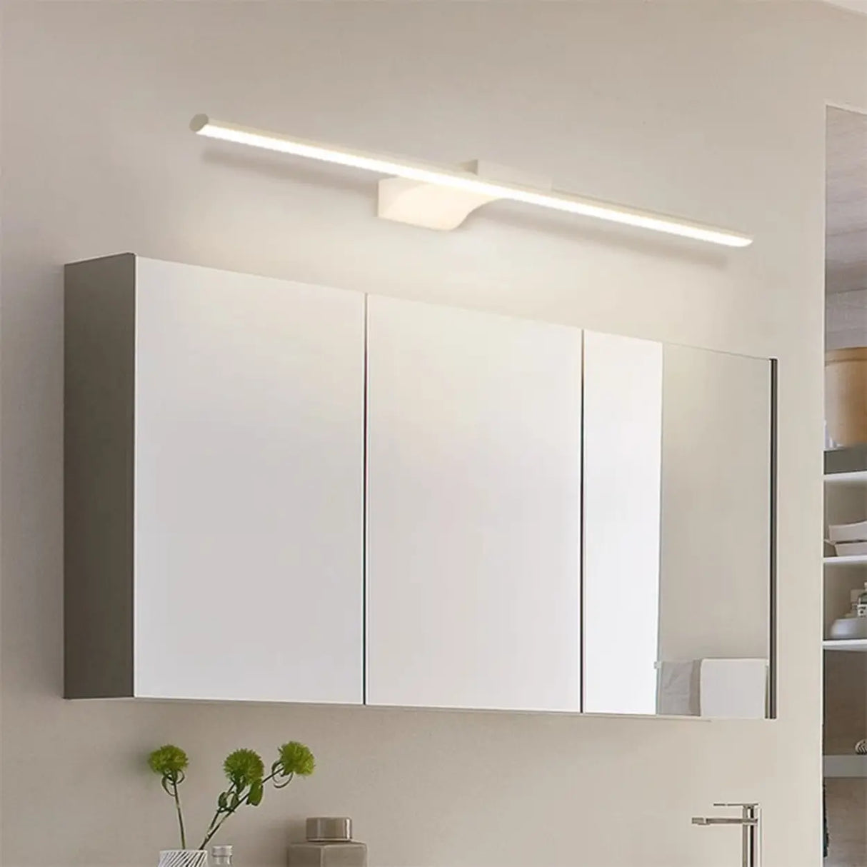 Simple White Linear LED Bathroom Vanity Light Fixture Image - 1