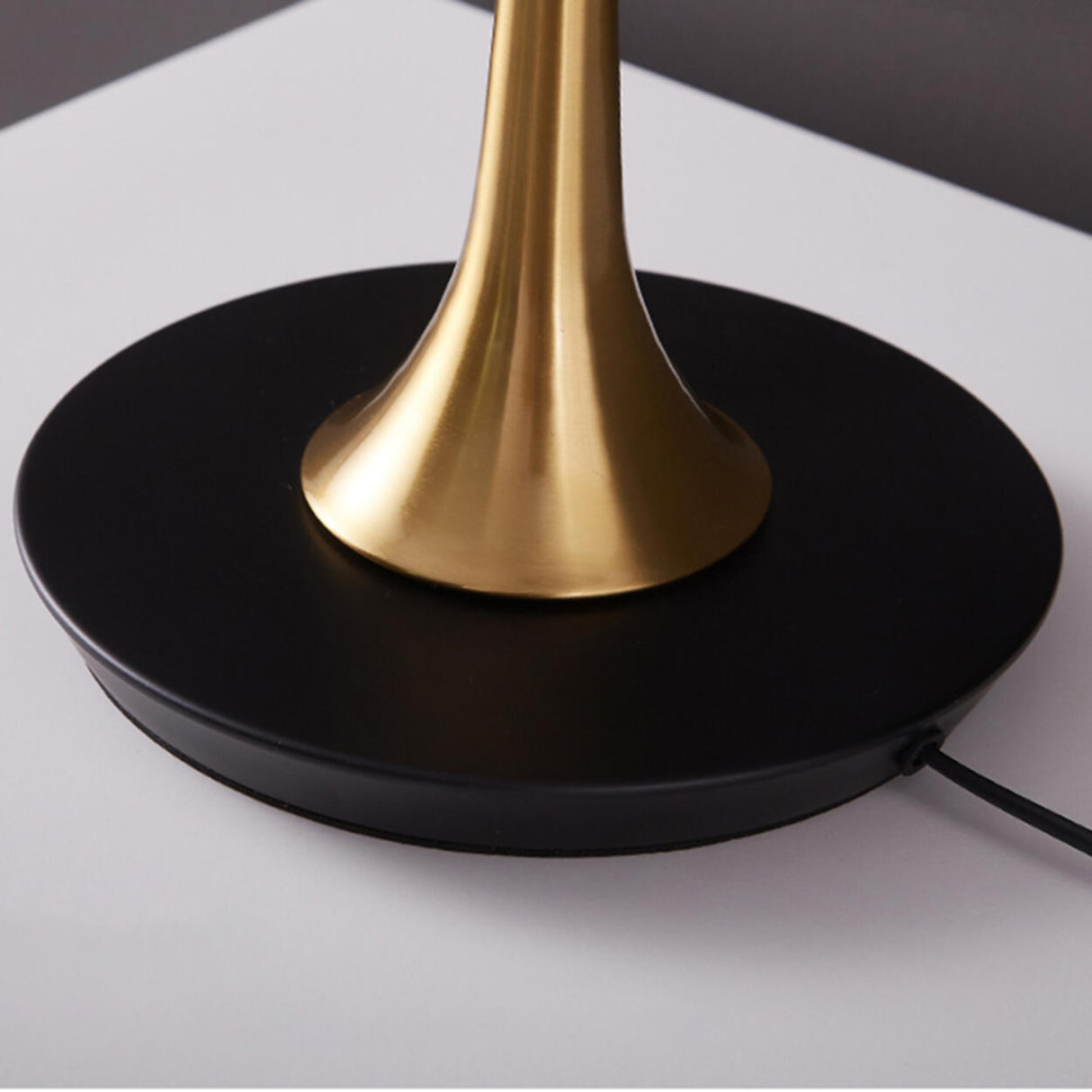 Simple White Sleek Modern Brass Drum Table Lamp Image - 11