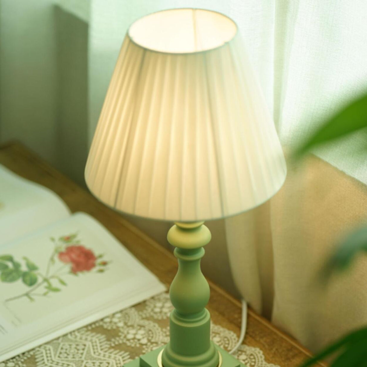 Simplistic Classical Fabric Lampshade Wooden Table Lamp Image - 7