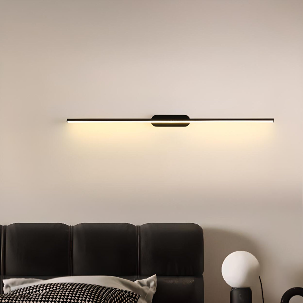 Sleek Minimalist Black Linear LED Vanity Light Image - 4