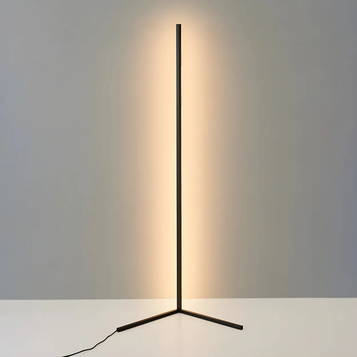 Sleek Minimalist LED Black Linear Metal Floor Lamp Image - 5