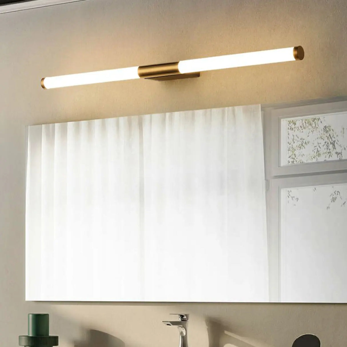 Sleek Modern Gold Linear LED Vanity Wall Light Image - 3