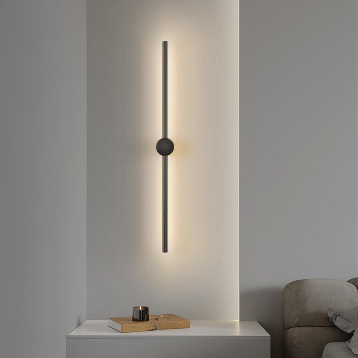 Sleek Vertical Linear Wall Light Fixtures Image - 1