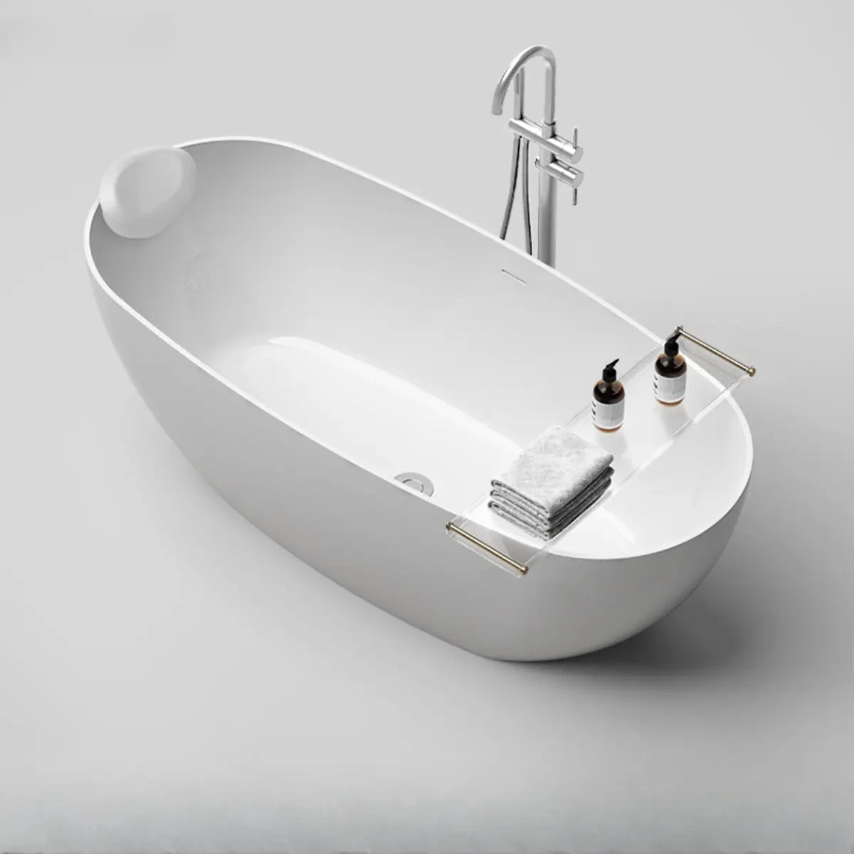 Soaking Oval Freestanding Acrylic Gloss White Bathtub Image - 9