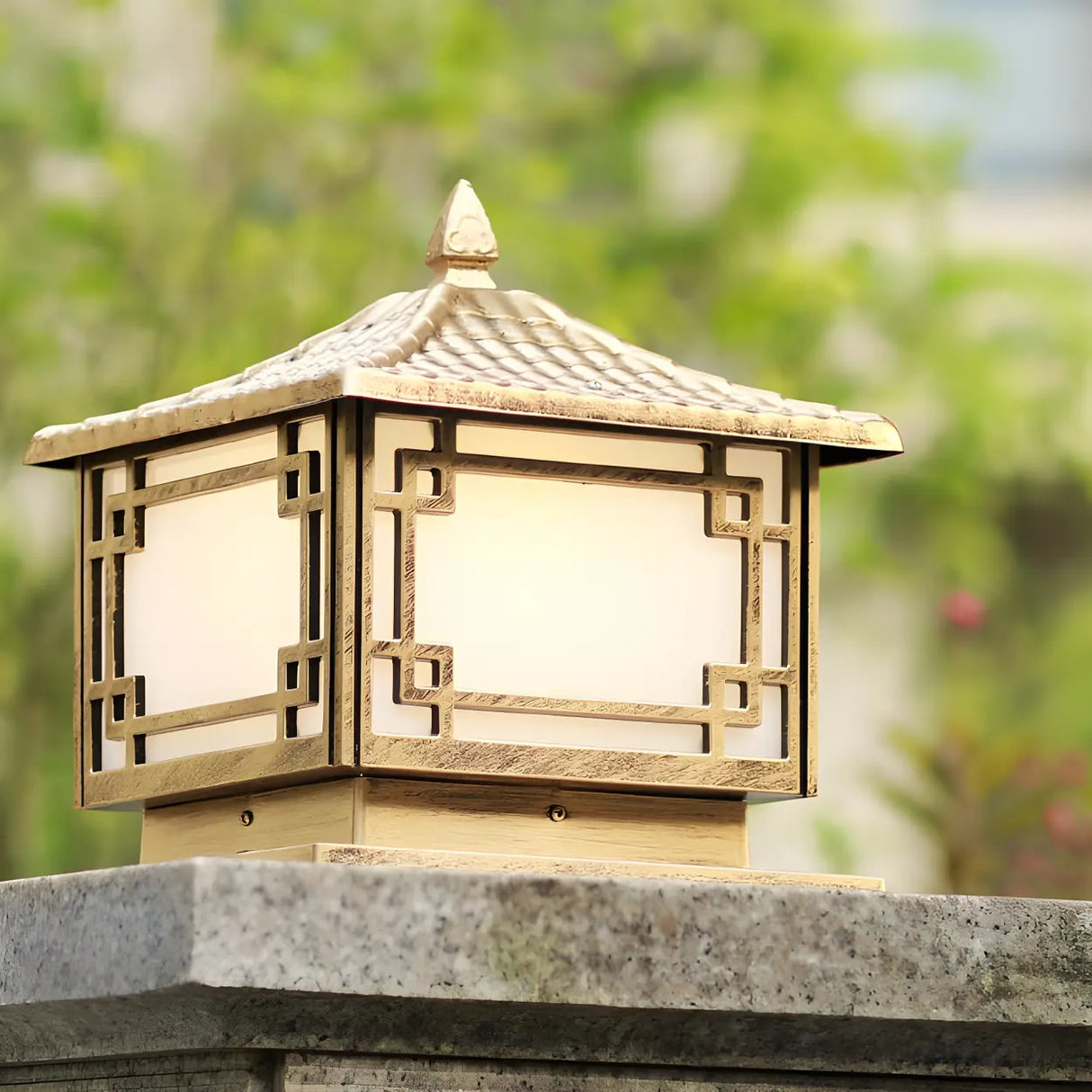 Solar Chinese Style Square Metal Outdoor Lantern Lamp Image - 14