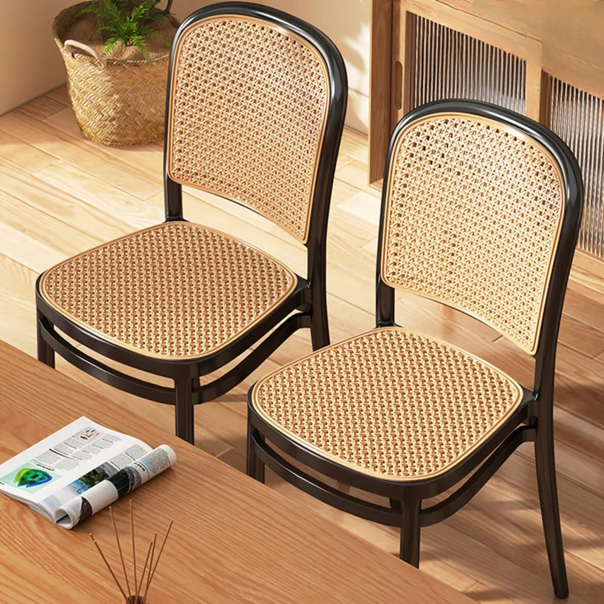 https://www.homebaa.com/collections/rattan-dining-chairs