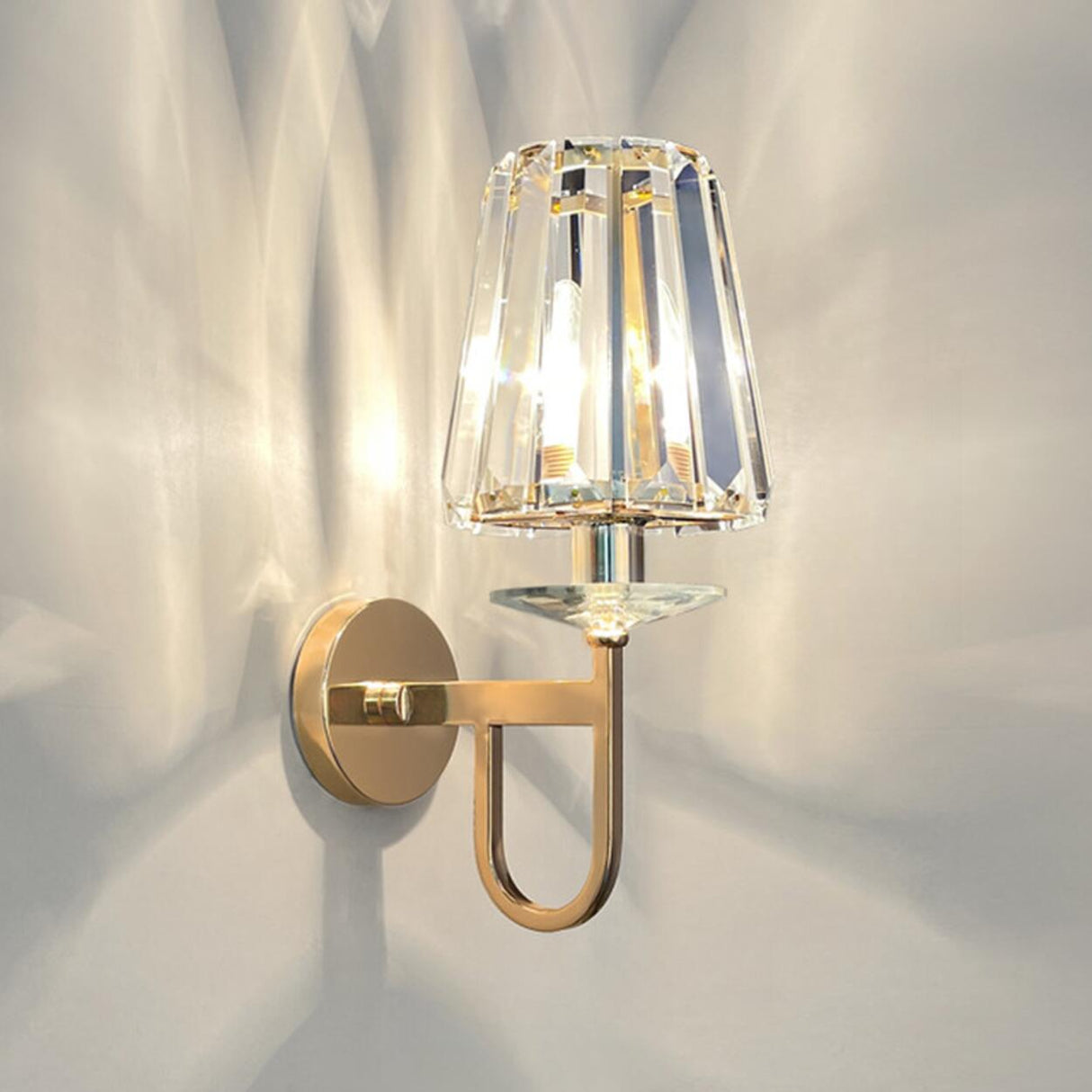 Stylish Clear Crystal Cylinder Gold Metal Wall Sconce Image - 10