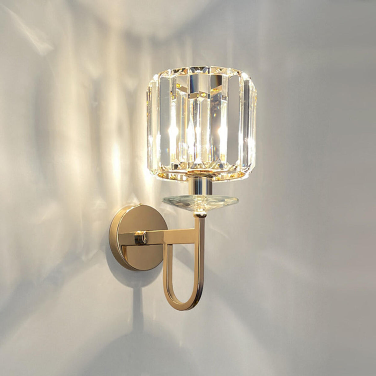 Stylish Clear Crystal Gold Cylinder Metal Wall Sconce Image - 9