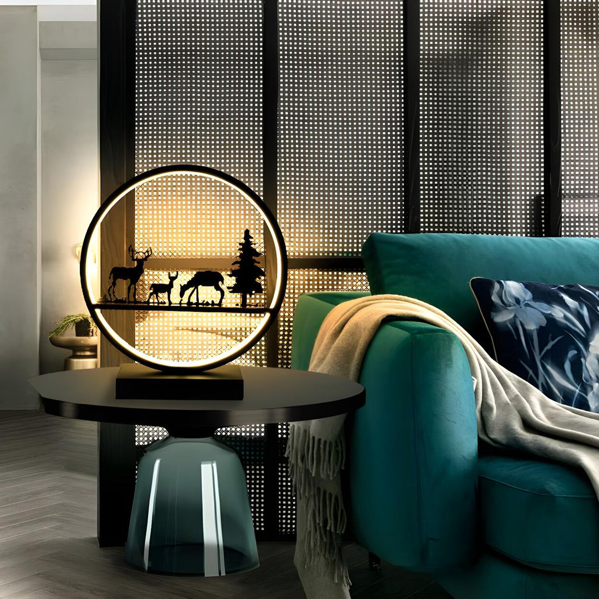 Stylish Couple Silhouette Black Circular Table Lamp Image - 4