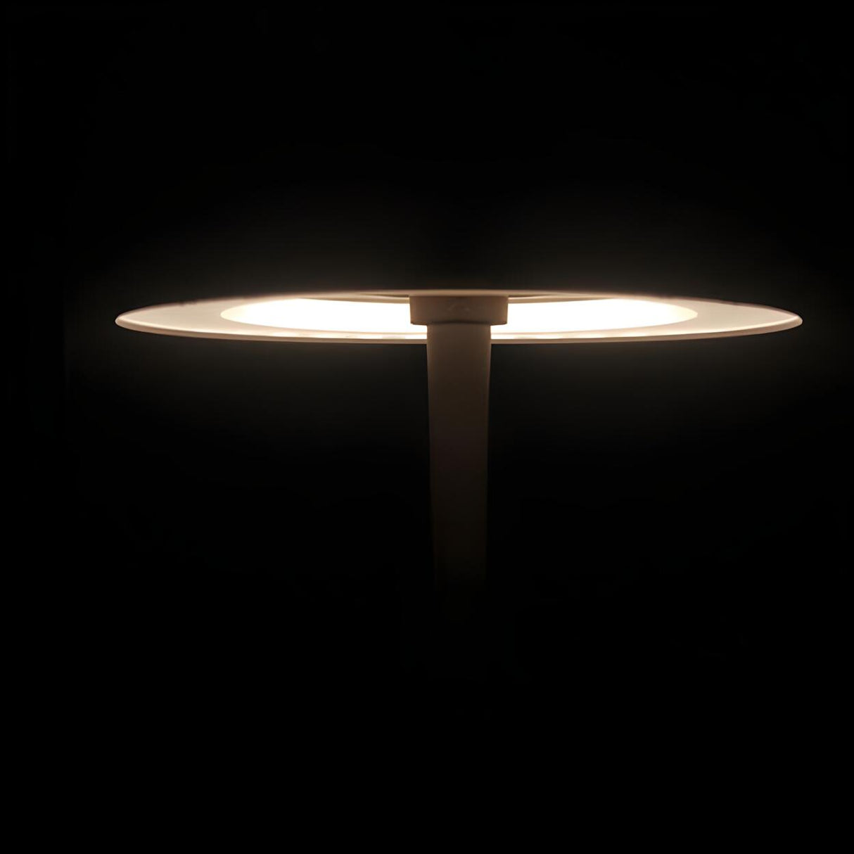 Stylish Minimalist Circle Shade Black Metal Table Lamp Image - 8