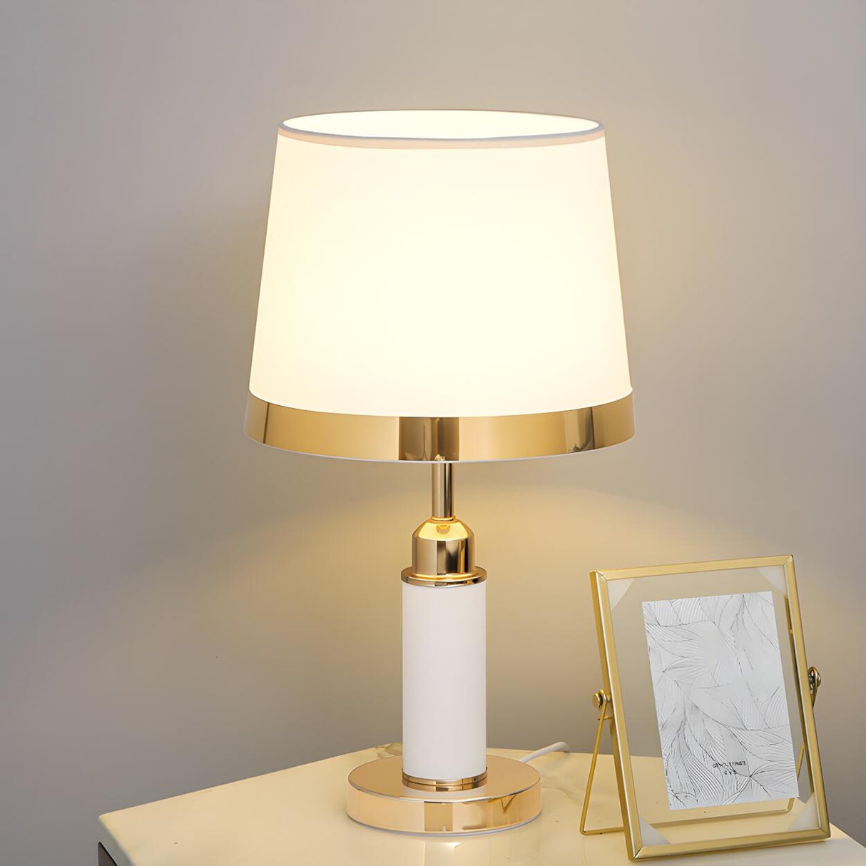 Stylish Nordic Macaron Metal Geometric Table Lamp Image - 2