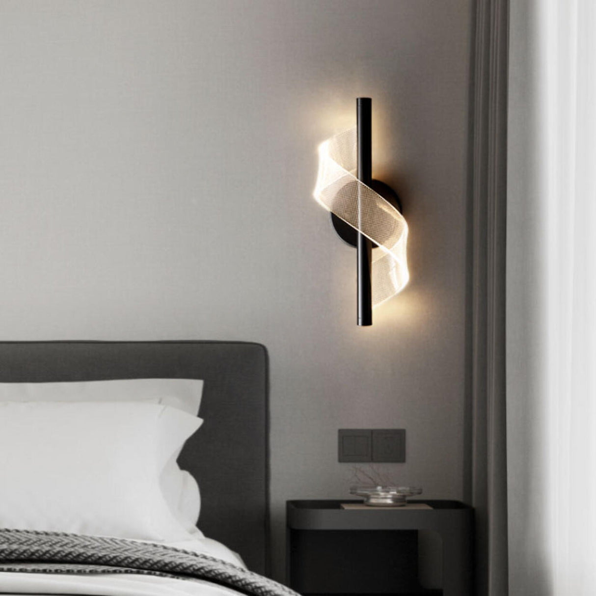 Stylish Spiral LED Design Gold Bedside Wall Sconce Image - 4