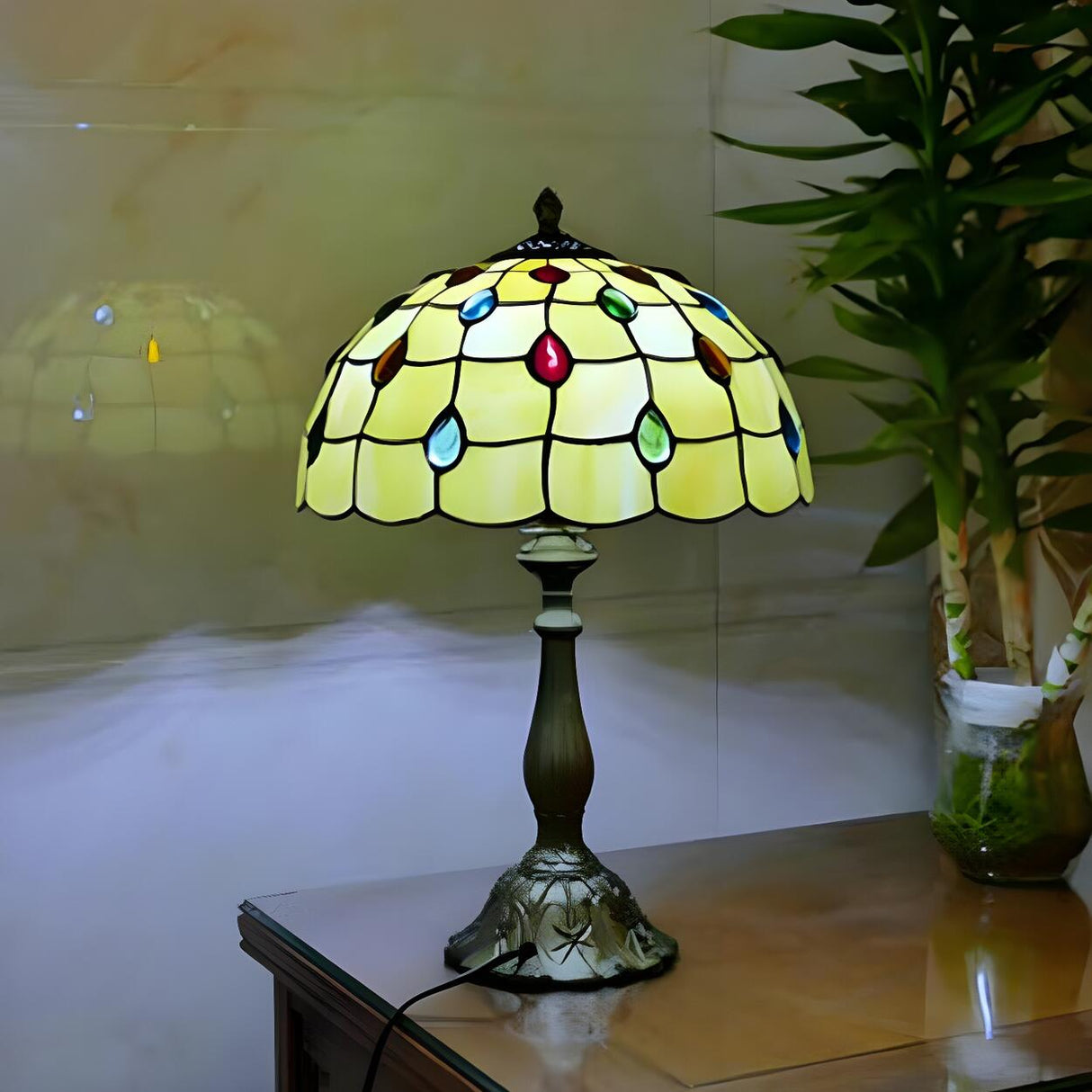 Stylish Tiffany Stained Glass Bedside Decor Table Lamp Image - 21