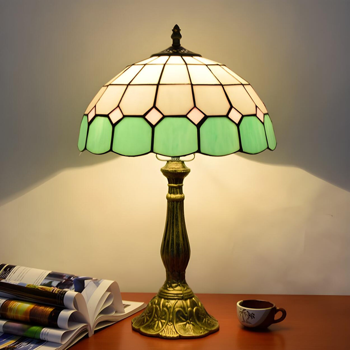 Tiffany Dome Fashion Stained Glass Decor Table Lamp Image - 1